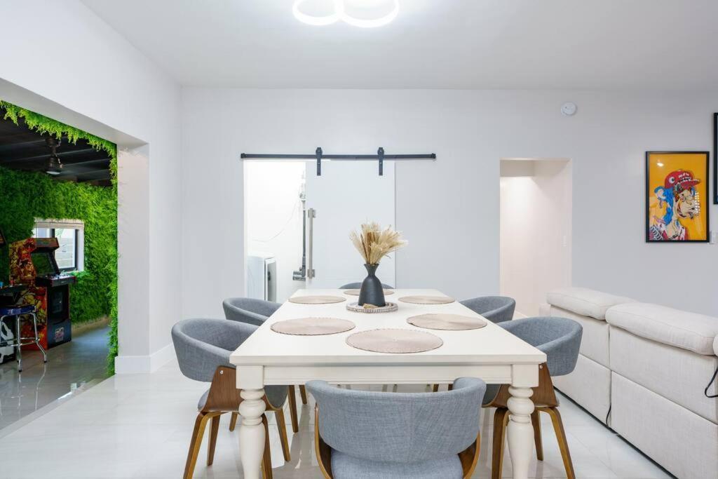 Apartamento New & Calle Ocho With Arcade! Miami