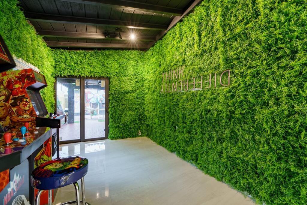 Apartamento New & Calle Ocho With Arcade!